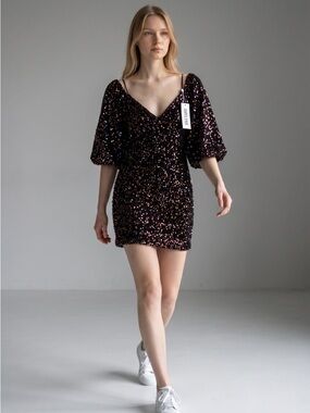 AMYLYNN Black Sequin Puff-Sleeve Mini Dress by